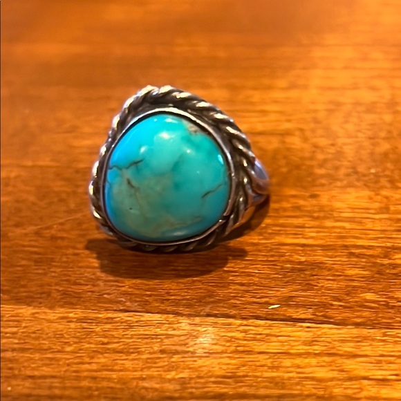 Turquoise Silver Ring - Picture 6 of 6